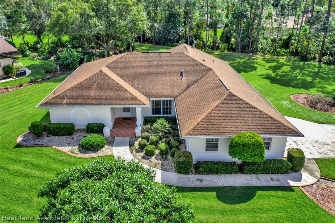 3310 Divot Road Sebring, FL 33872 - Photo 1 of 35 Gallery Image 1