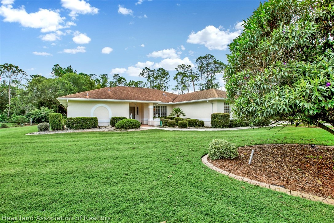 3310 Divot Road Sebring, FL 33872 - Photo 28 of 35 Gallery Image 28
