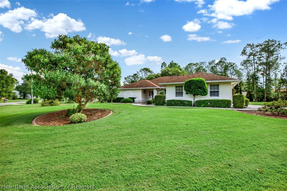 3310 Divot Road Sebring, FL 33872 - Photo 33 of 35 Gallery Image 33