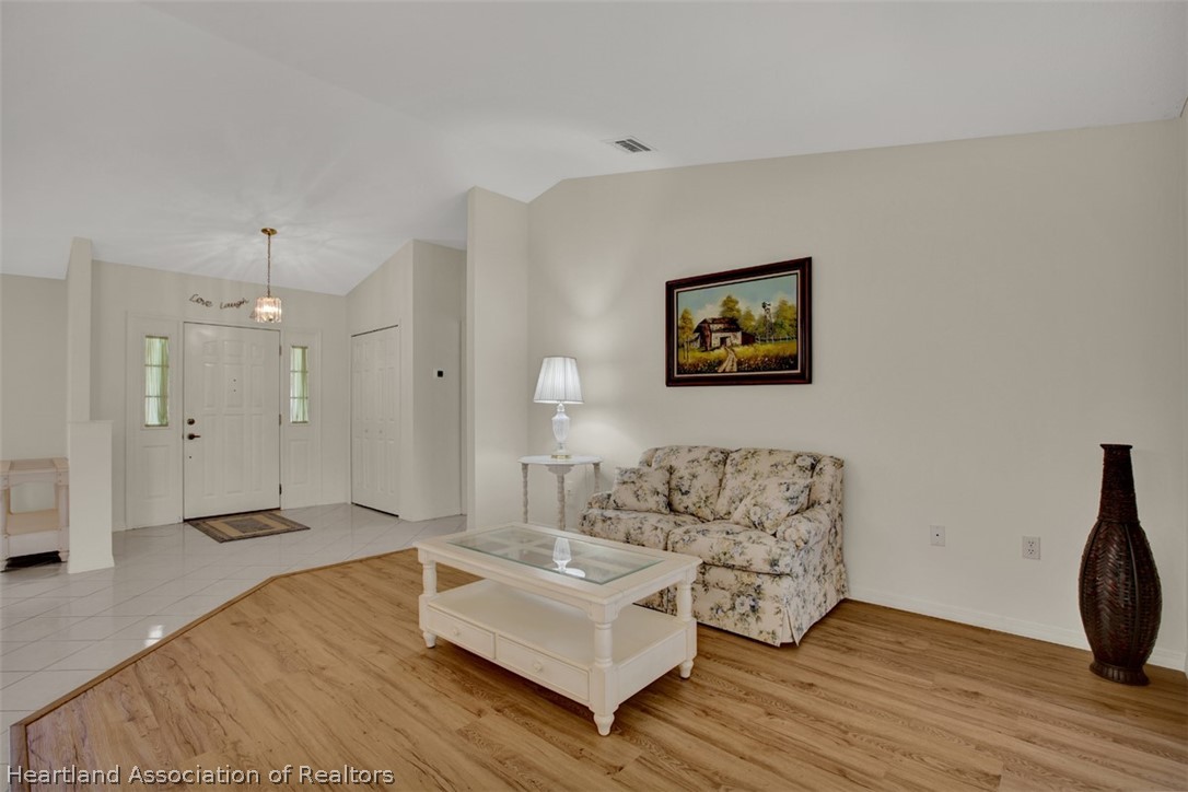 3310 Divot Road Sebring, FL 33872 - Photo 7 of 35 Gallery Image 7