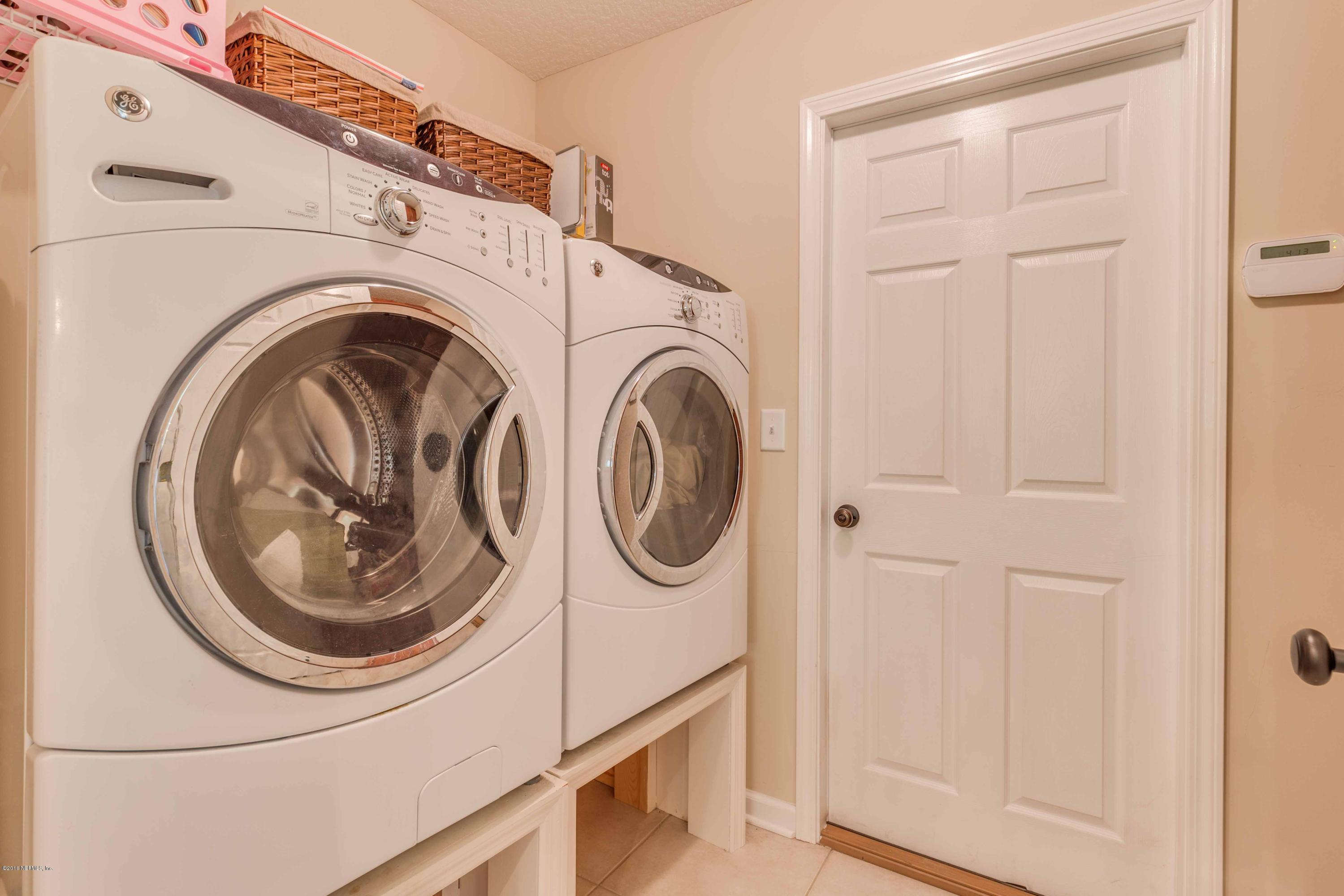 10921 Dunnotar Road Jacksonville, FL 32221 - Photo 25 of 34 Laundry