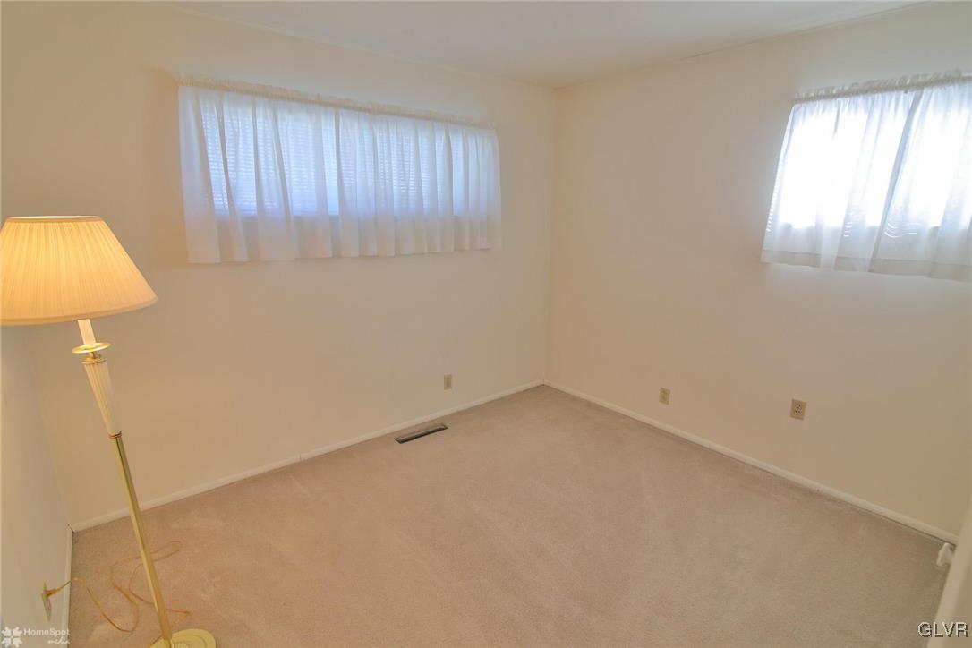 2109 Cypress Road Bethlehem, PA 18018 - Photo 12 of 26 Gallery Image 12