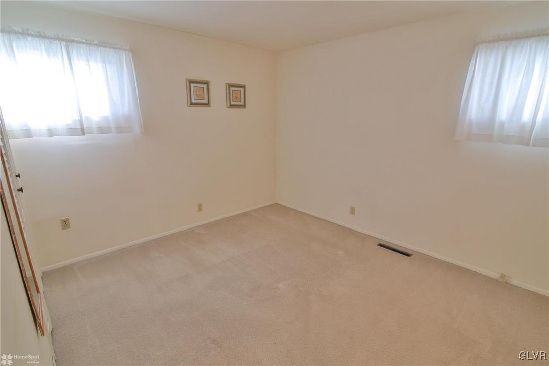 2109 Cypress Road Bethlehem, PA 18018 - Photo 10 of 26 Gallery Image 10