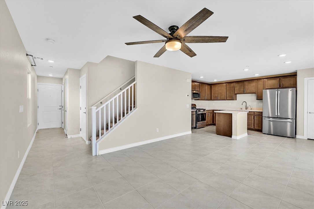 366 Rosefinch Street Henderson, NV 89012 - Photo 2 of 33