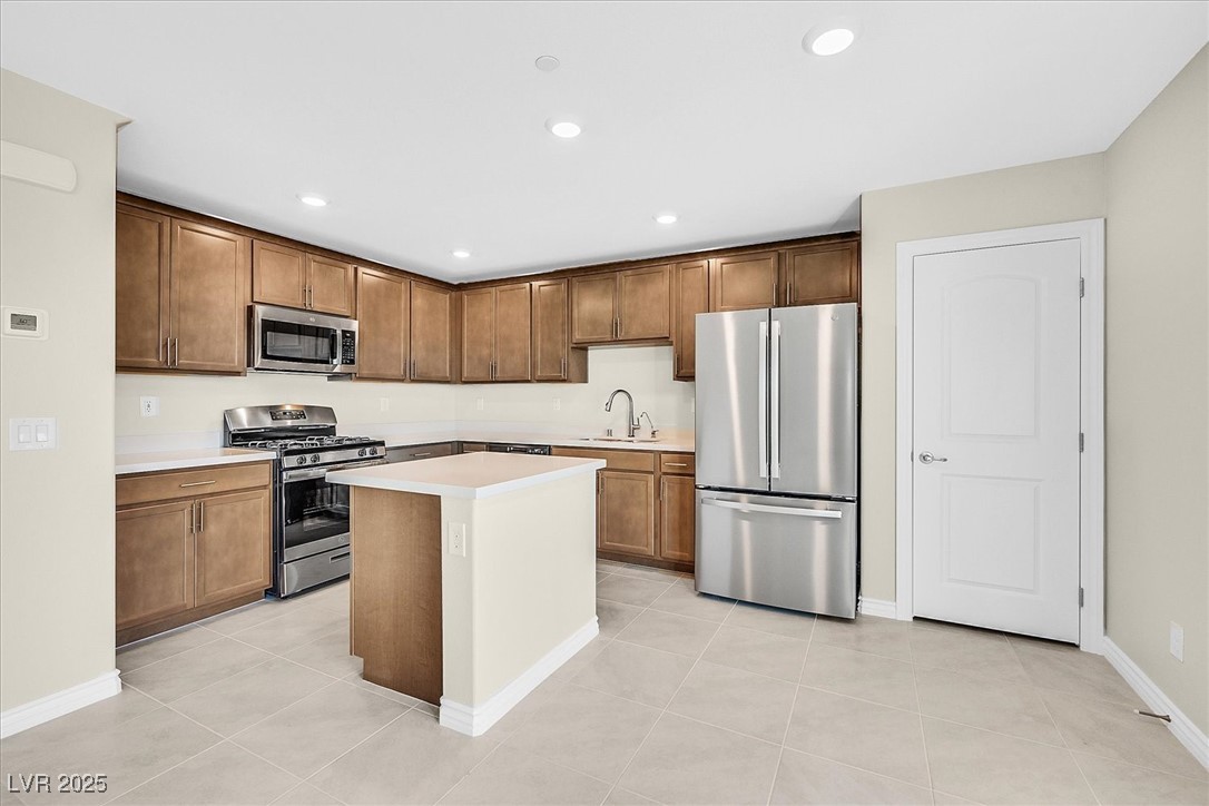 366 Rosefinch Street Henderson, NV 89012 - Photo 5 of 33