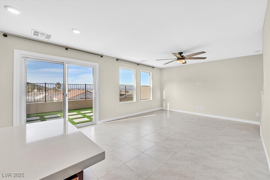 366 Rosefinch Street Henderson, NV 89012 - Photo 7 of 33