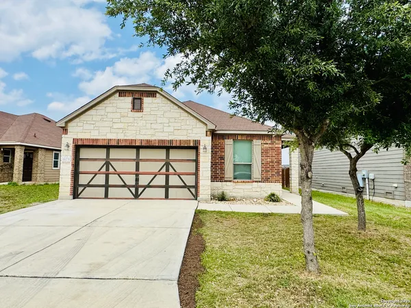 $1,825 | 1123 Galapagos, San Antonio, TX 78214