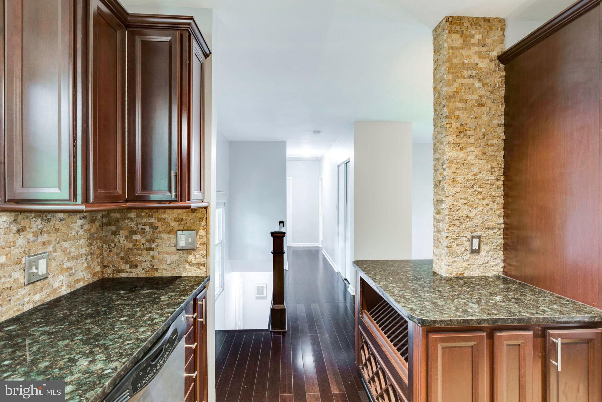 3636 Gunston Road Alexandria, VA 22302 - Photo 11 of 37