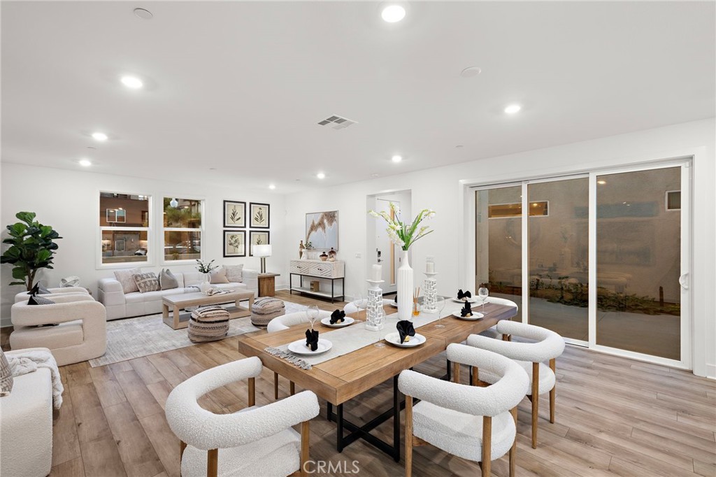 116 Zawn Irvine, CA 92618 - Photo 12 of 40