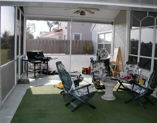 10656 Plainview Circle Boca Raton, FL 33498 - Photo 5 of 6 Additional Photo