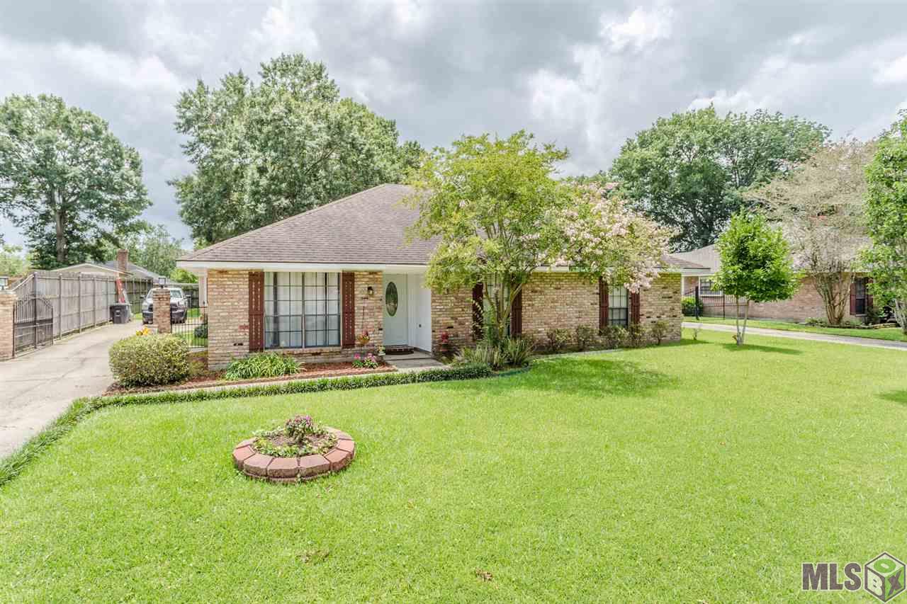 13604 Cypress Ridge Avenue Baton Rouge, LA 70817 - Photo 3 of 25 Gallery Image 3