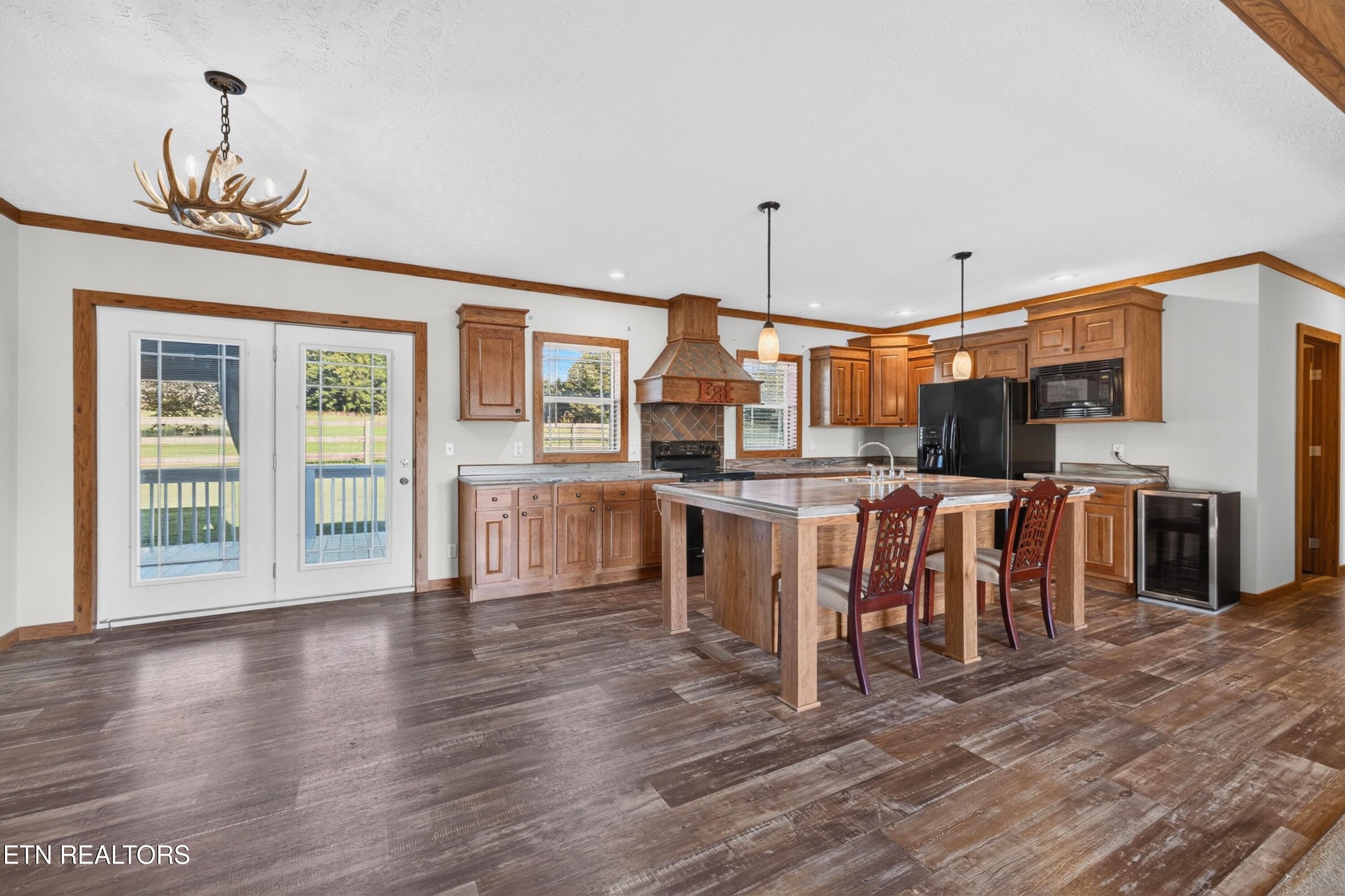 211 South Springview Road Maryville, TN 37801 - Photo 17 of 39 009-211SouthSpringviewRoad-Maryville-TN-