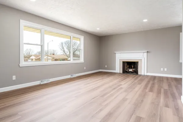 $325,000 | 3618 Belvoir Drive, Rockford, IL 61107