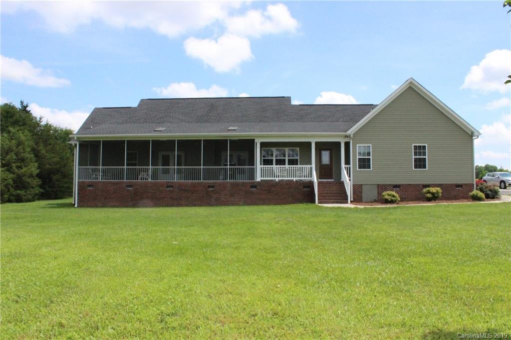526 Maynard Grayson Road Clover, SC 29710 - Photo 2 of 19 a front view of house with yard and green space