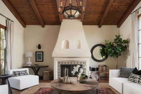 $3,895,000 | 905 Laguna Street, Santa Barbara, CA 93101