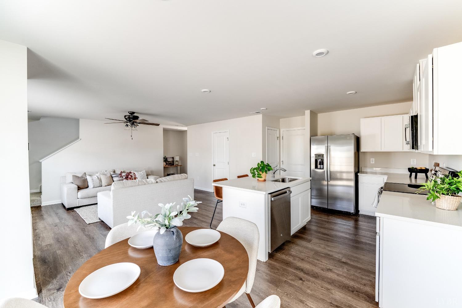 208 Thicket Drive Lynchburg, VA 24501 - Photo 11 of 34