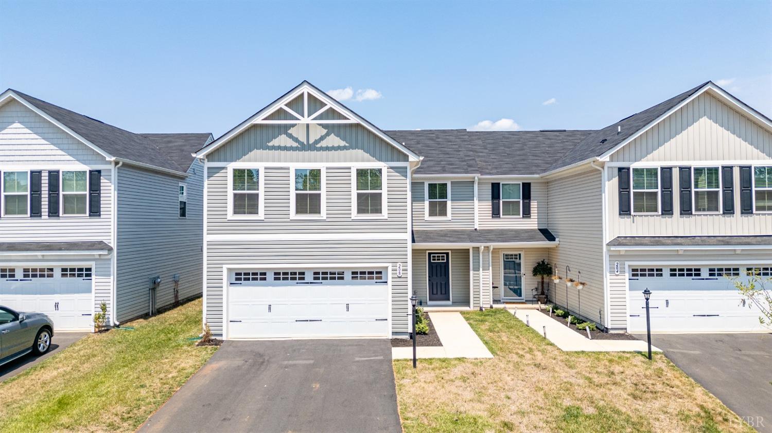 208 Thicket Drive Lynchburg, VA 24501 - Photo 2 of 34