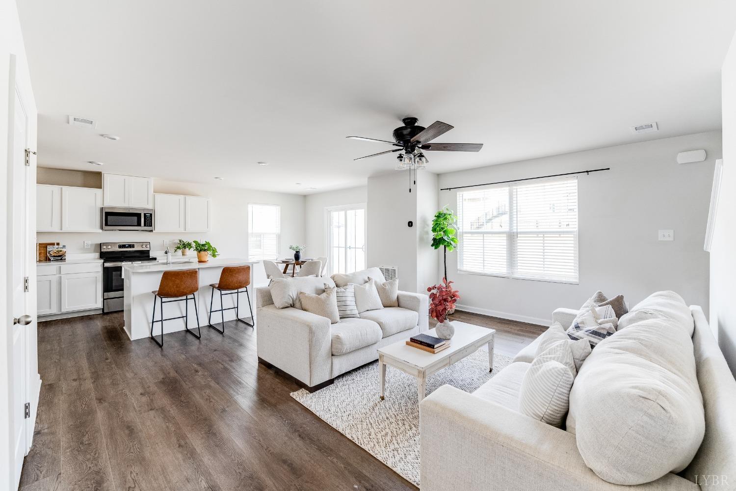 208 Thicket Drive Lynchburg, VA 24501 - Photo 5 of 34