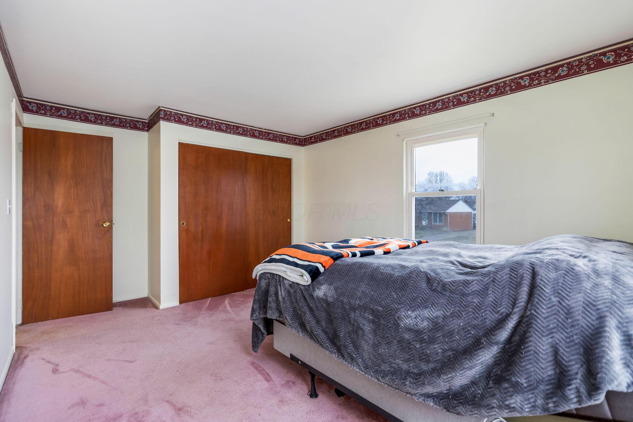 5220 Edgeview Road Columbus, OH 43207 - Photo 31 of 40 4th bedroom