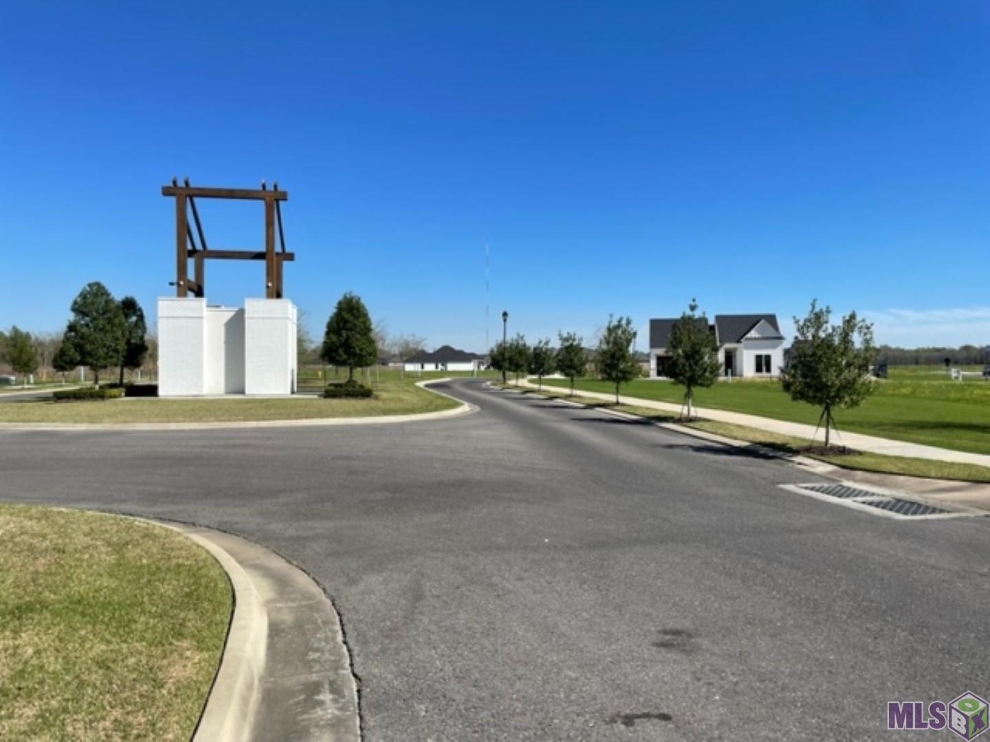 4350 Boulonnais Avenue Baton Rouge, LA 70820 - Photo 3 of 7