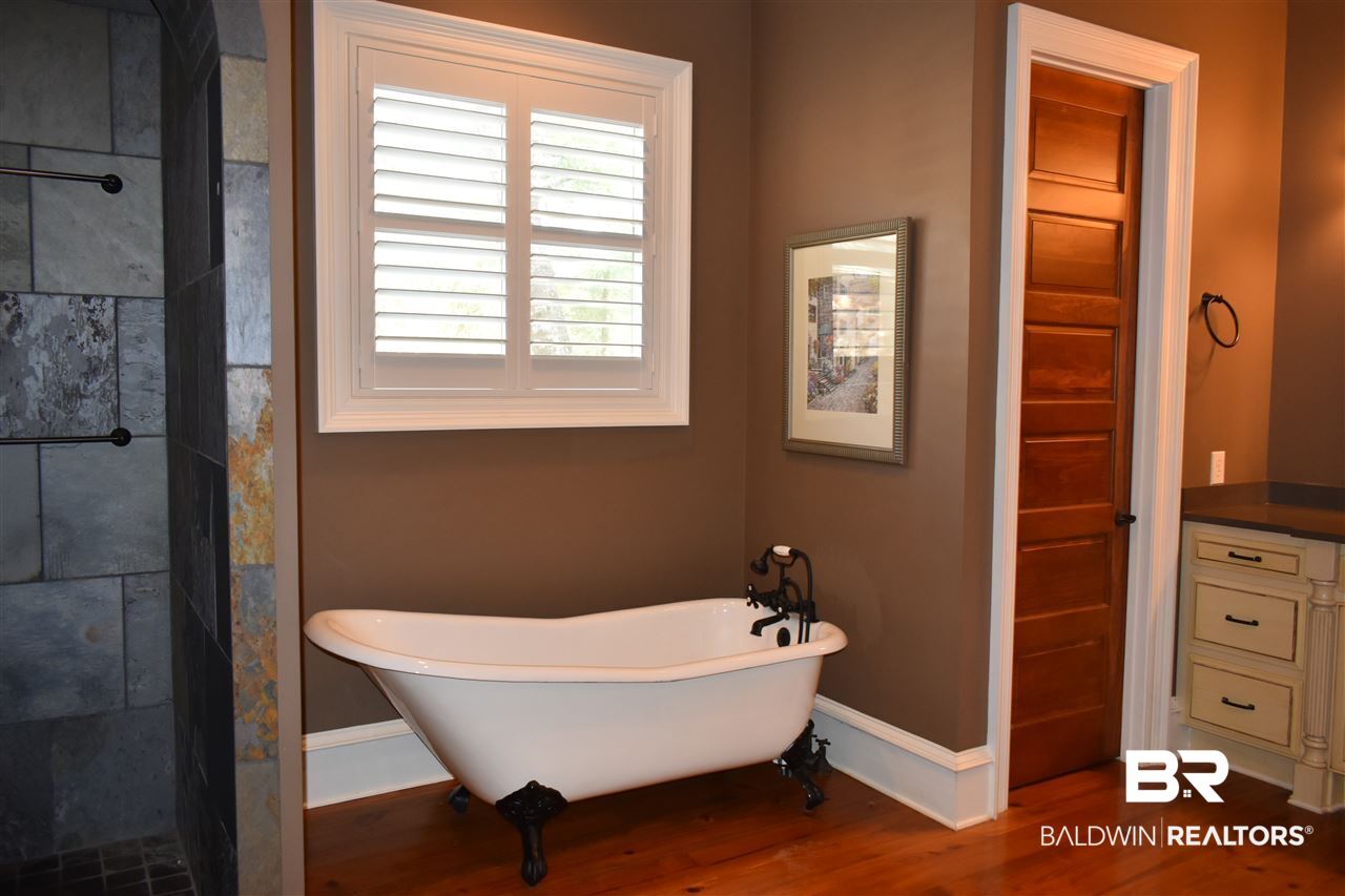 541 Falling Water Boulevard Fairhope, AL 36532 - Photo 18 of 48