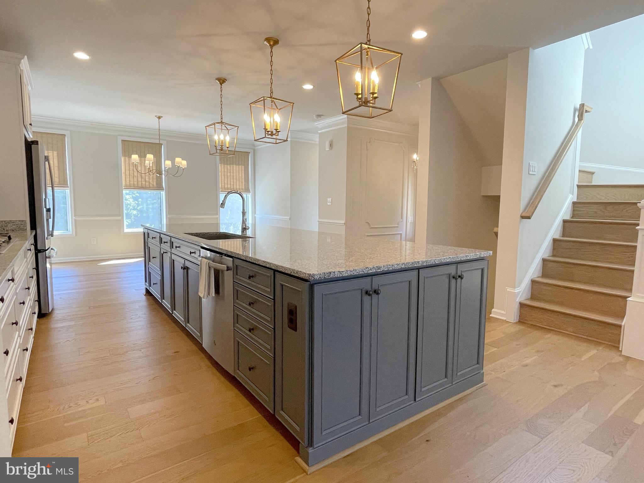 22507 Windsor Locks Square Ashburn, VA 20148 - Photo 11 of 49 22507 Windsor Locks Sq Kitchen