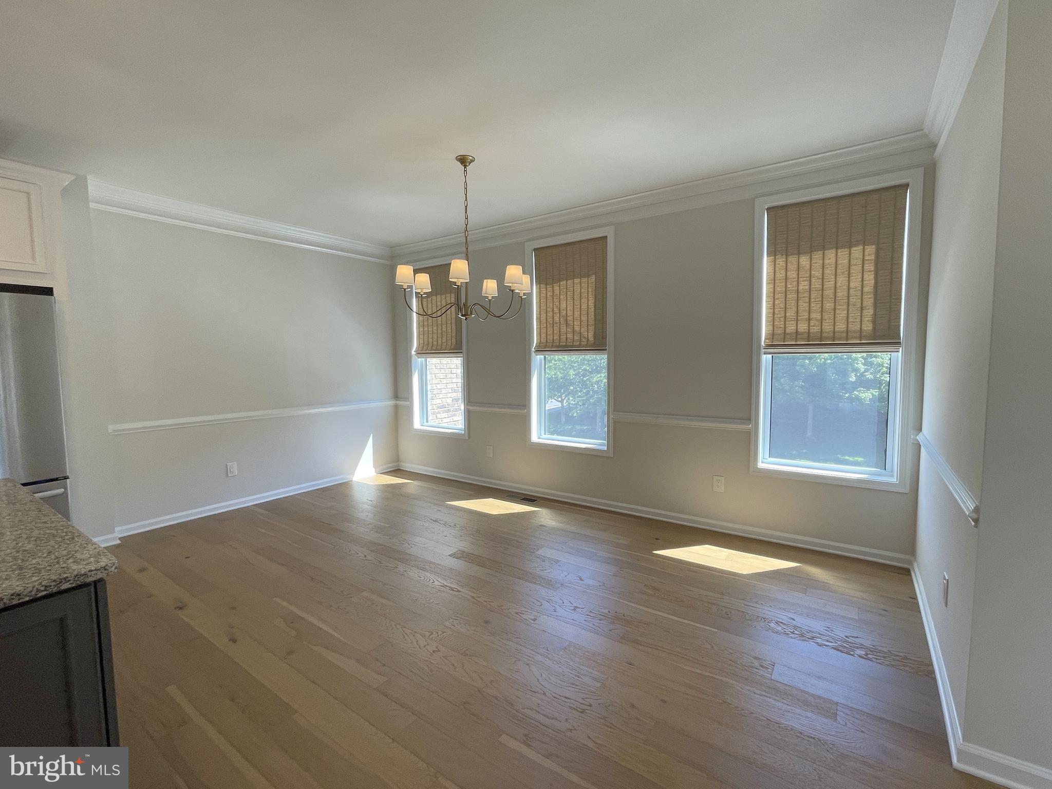 22507 Windsor Locks Square Ashburn, VA 20148 - Photo 12 of 49 22507 Windsor Locks Sq Dining Room