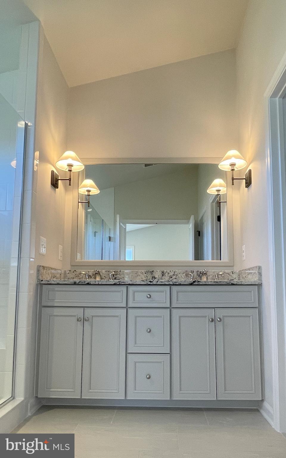 22507 Windsor Locks Square Ashburn, VA 20148 - Photo 23 of 49 22507 Windsor Locks Sq Master Bath