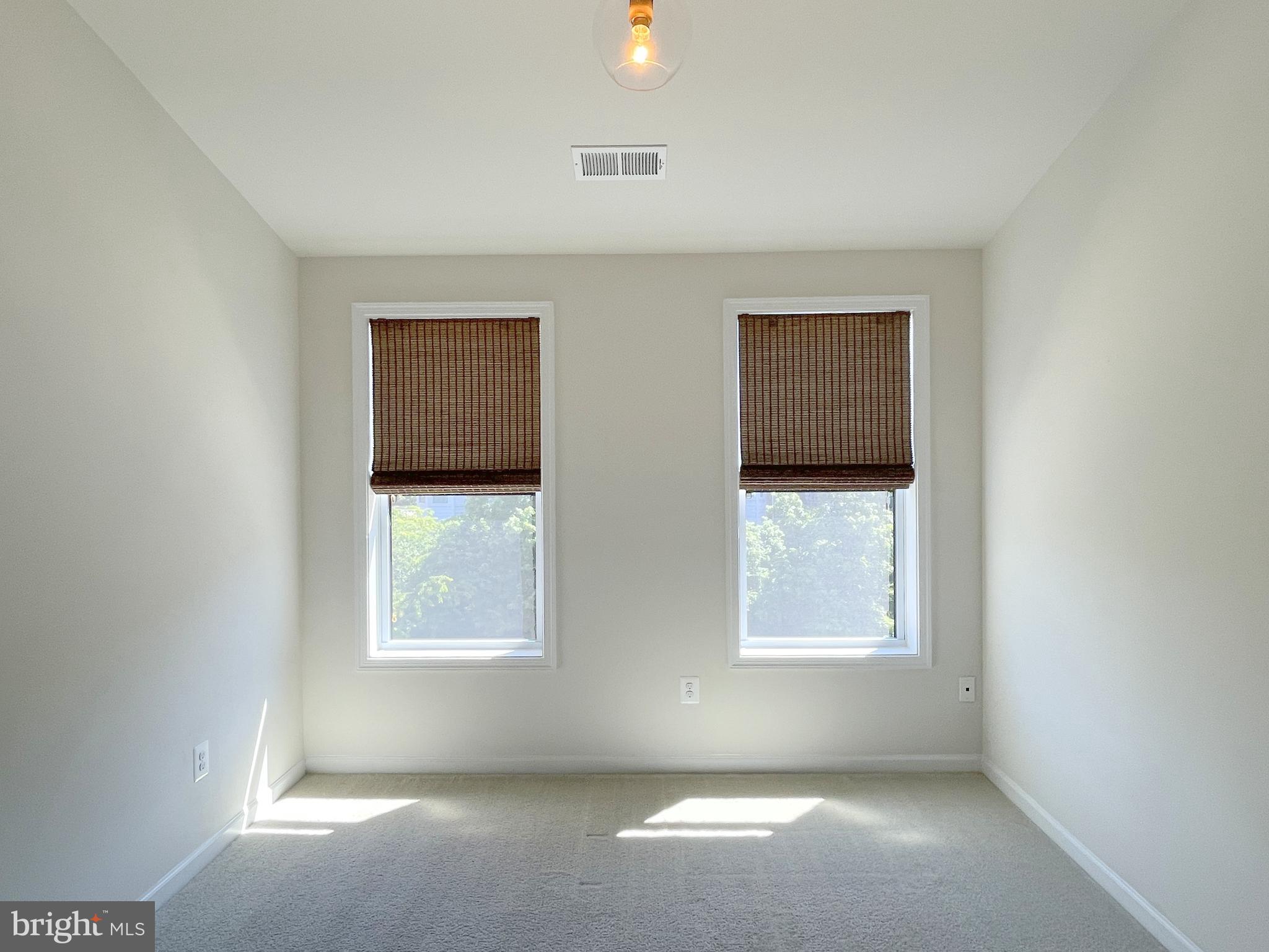22507 Windsor Locks Square Ashburn, VA 20148 - Photo 27 of 49 22507 Windsor Locks Sq Bedroom 2