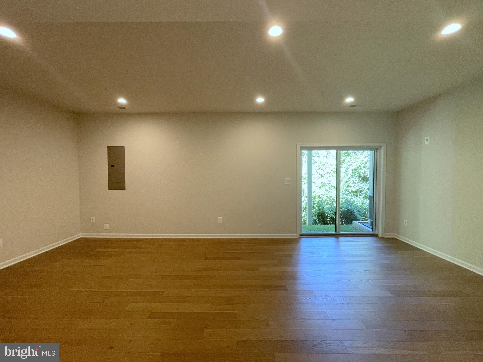 22507 Windsor Locks Square Ashburn, VA 20148 - Photo 37 of 49 22507 Windsor Locks Sq Lower Level Family Room