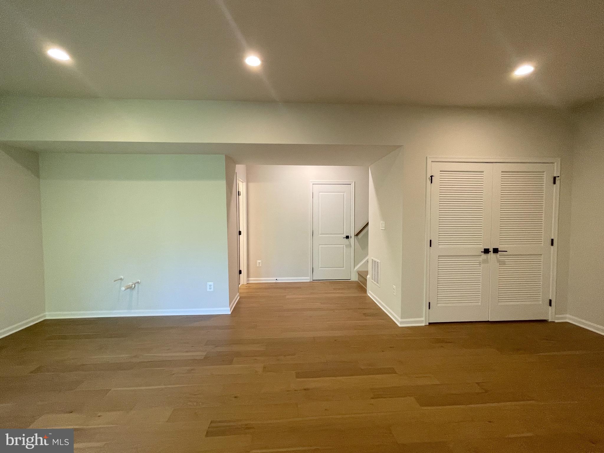 22507 Windsor Locks Square Ashburn, VA 20148 - Photo 40 of 49 22507 Windsor Locks Sq Lower Level Family Room