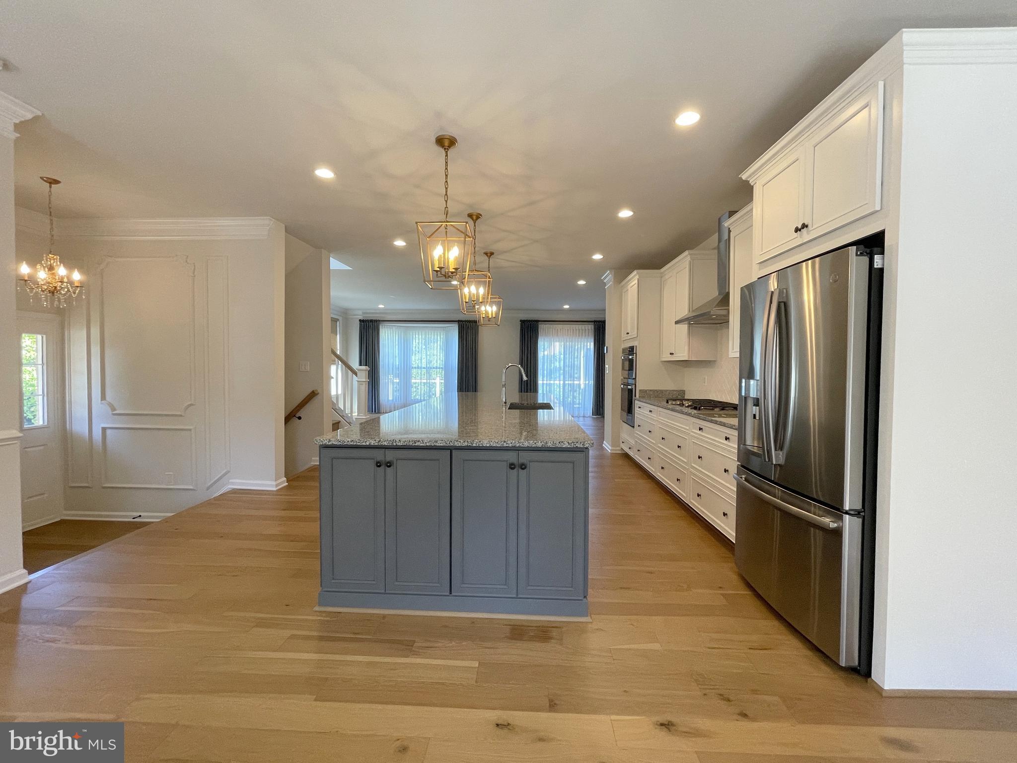 22507 Windsor Locks Square Ashburn, VA 20148 - Photo 8 of 49 22507 Windsor Locks Sq Kitchen
