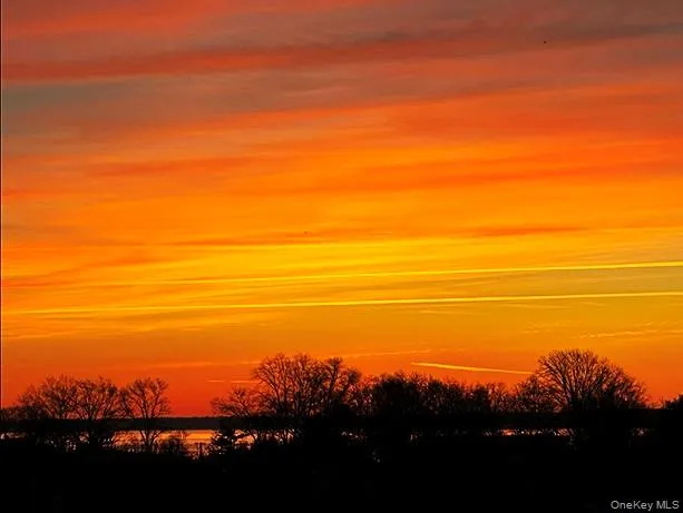 $375,000 | 266 Pelham Road, Unit 5H, New Rochelle, NY 10805