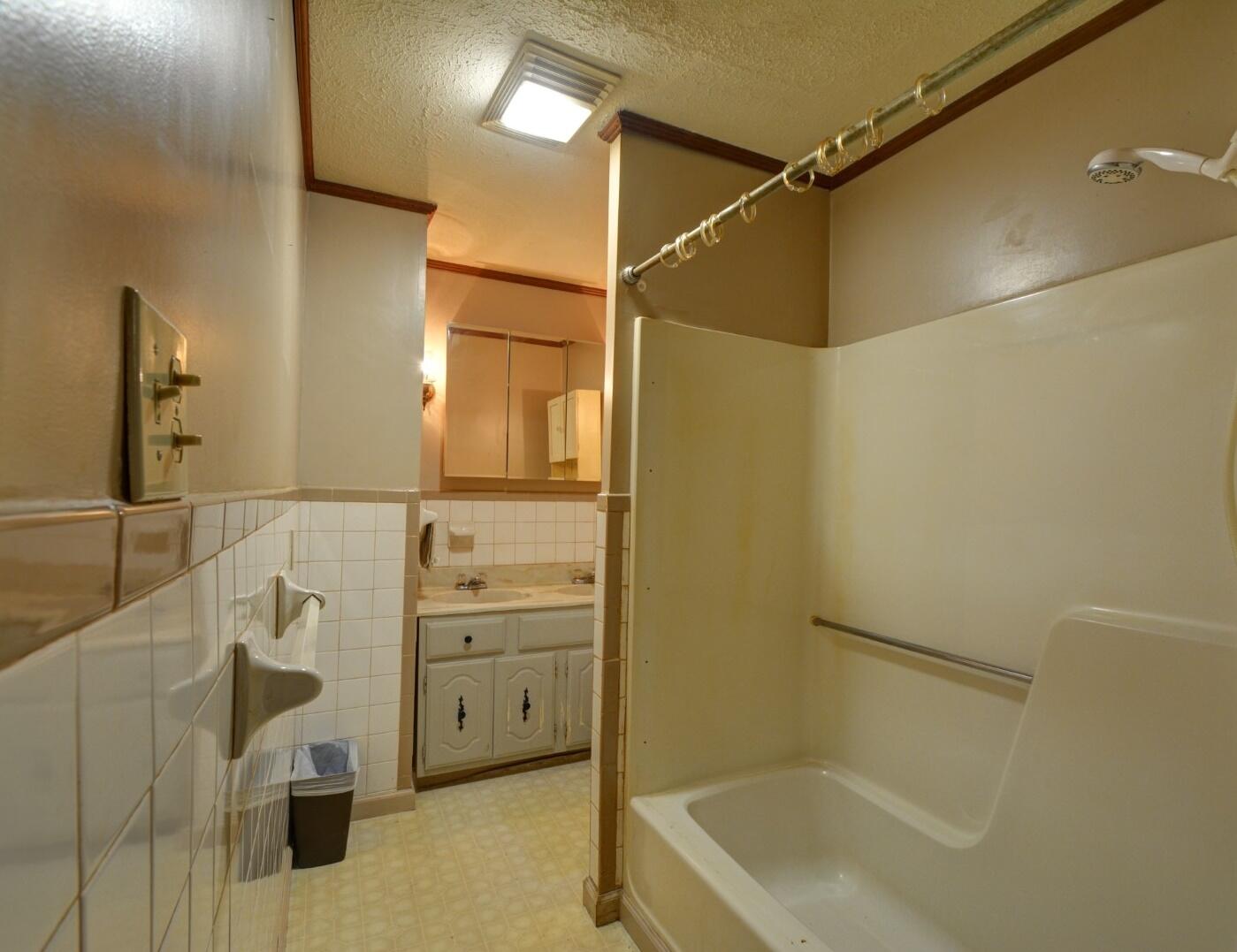 2978 Cummins Ferry Road Versailles, KY 40383 - Photo 17 of 39 17