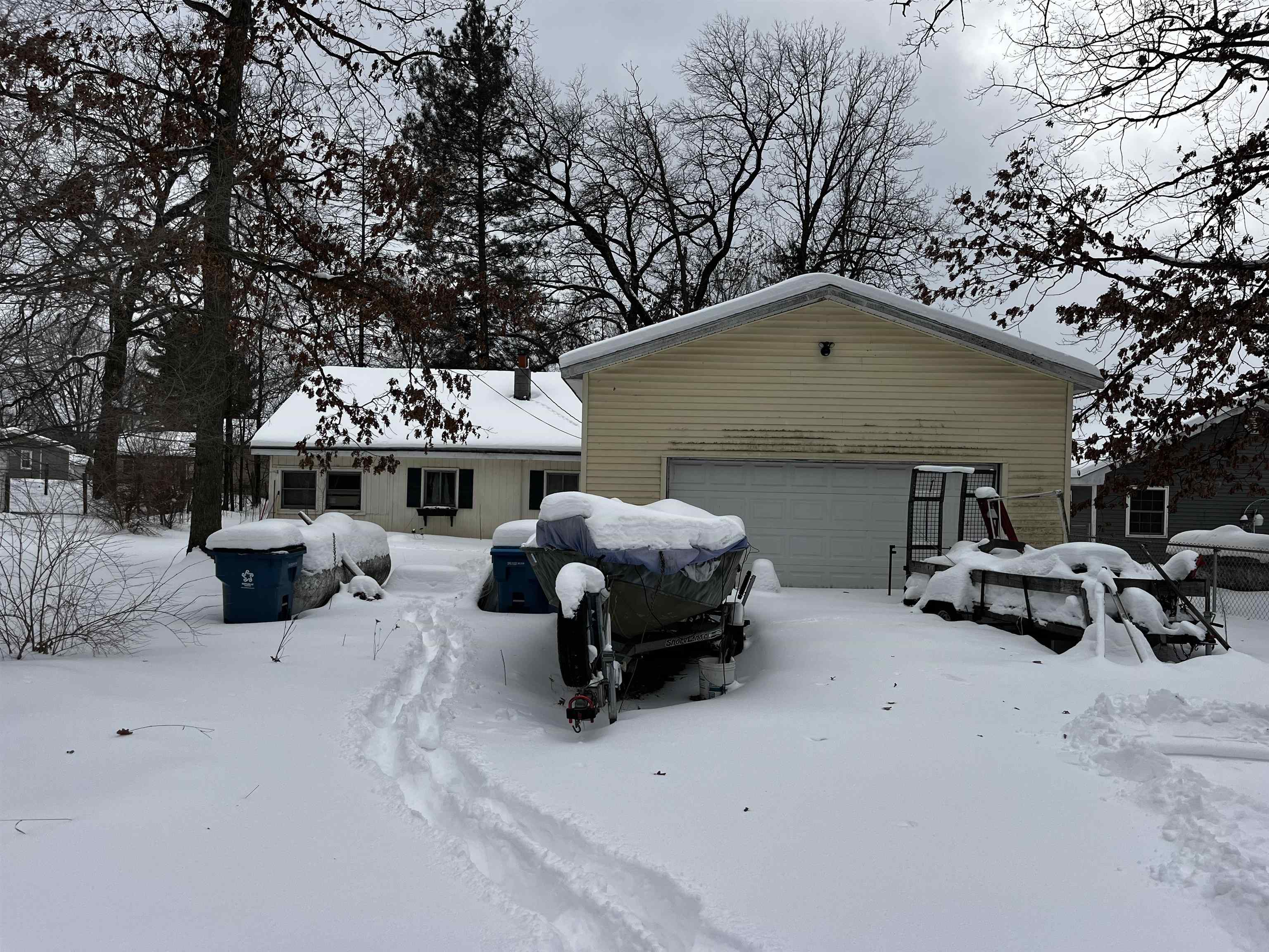 6692 Sawmill Road Harrison, MI 48625 - Photo 15 of 15 1930971-eb4d5275-355c-4f37-b443-dd5e5c728c54.JPG