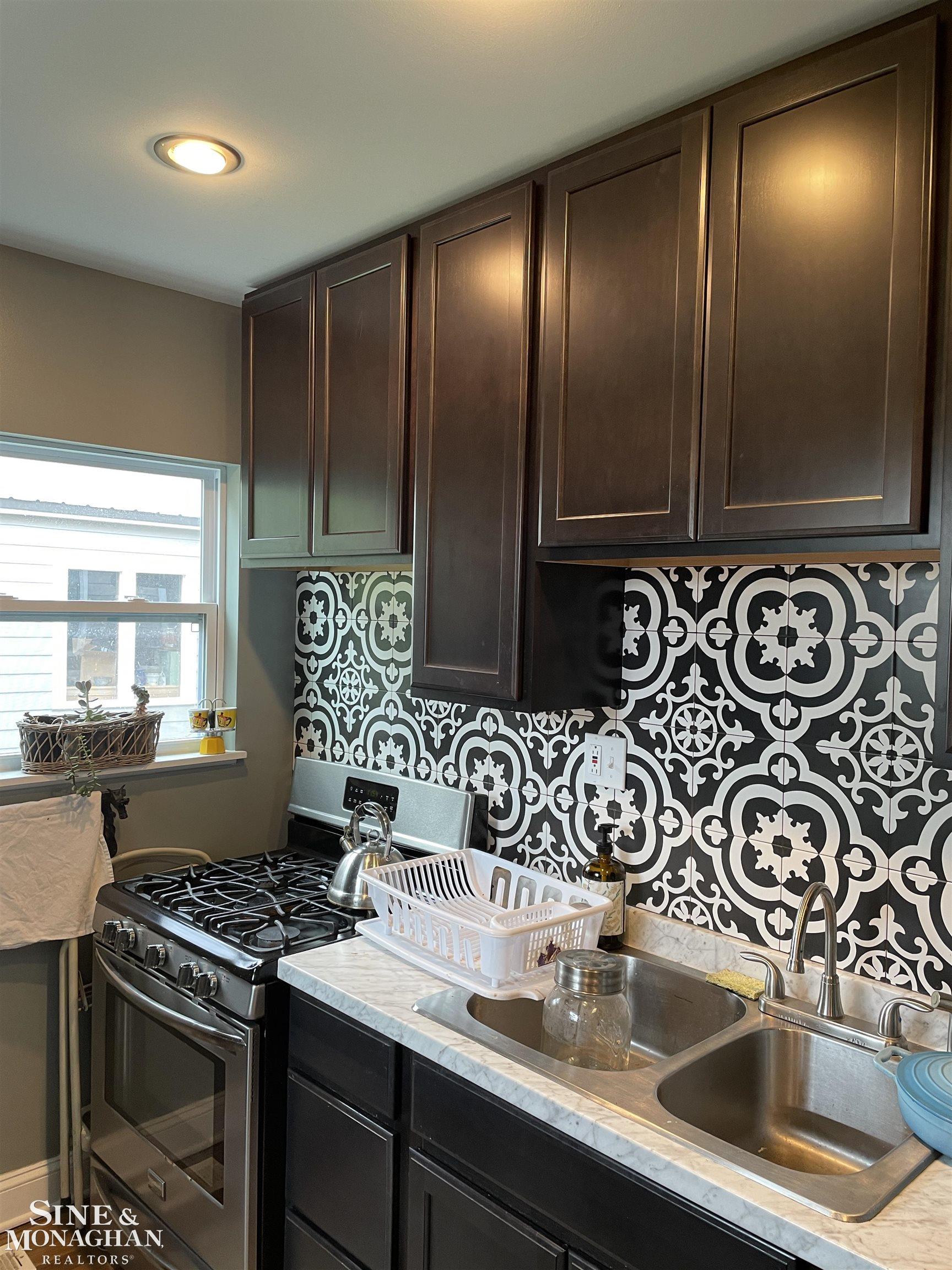 7434 Woodland Road Lexington, MI 48450 - Photo 15 of 60 50107152-14.JPG