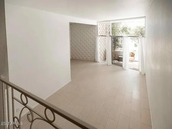 $3,200 | 334 West Medlock Drive, Unit B104, Phoenix, AZ 85013