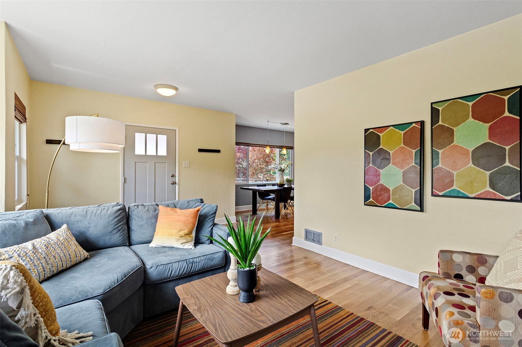 3214 South Byron Street Seattle, WA 98144 - Photo 4 of 27