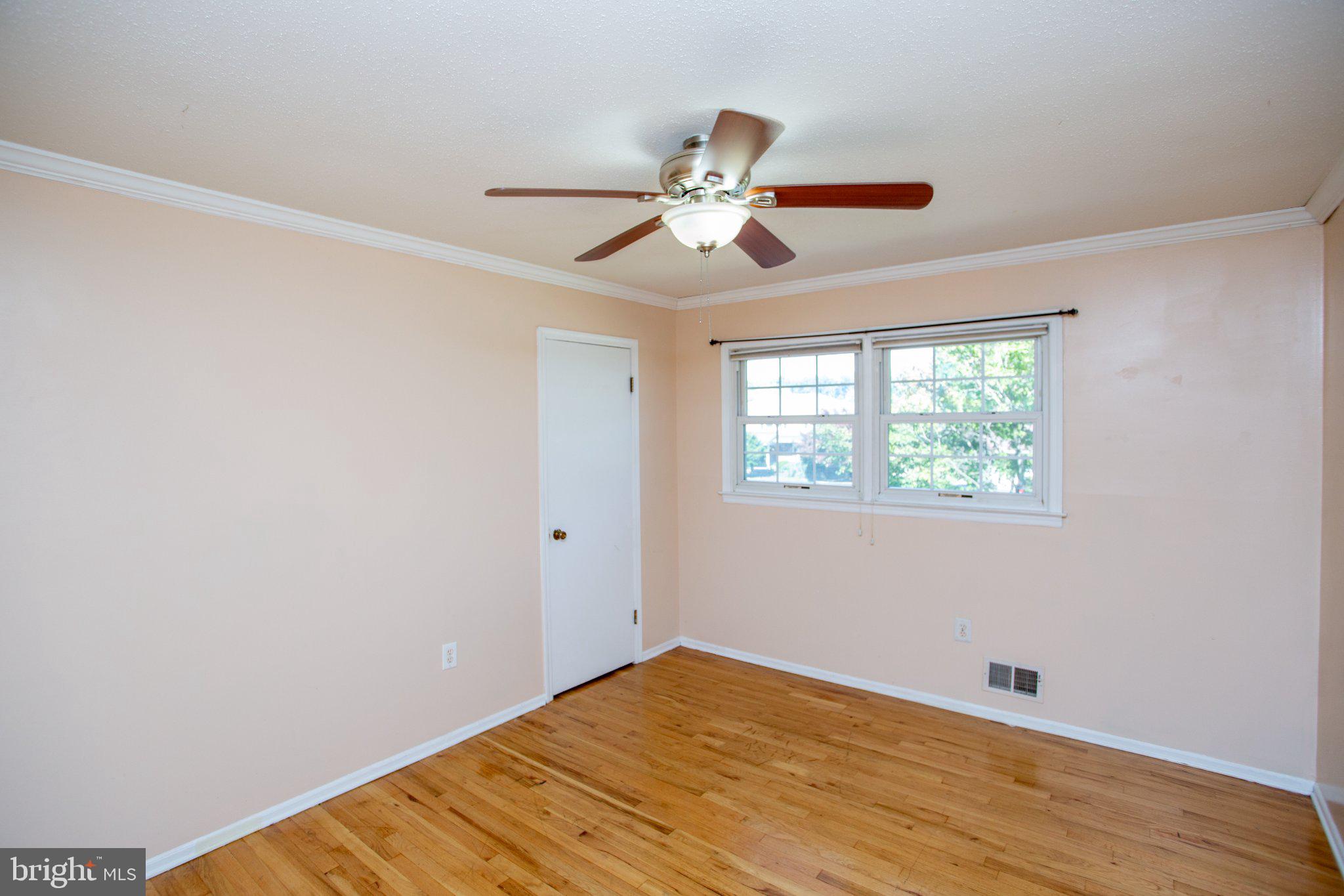 14 Woodmere Road North Brunswick, NJ 08902 - Photo 71 of 123 Gallery Image 71