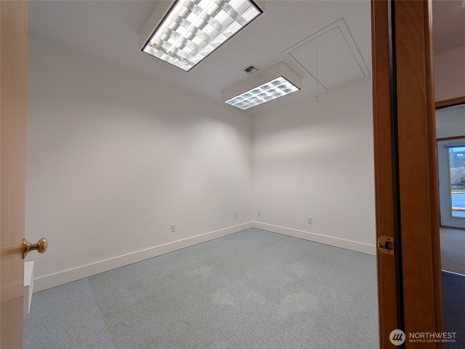 530 West Fir Street, Unit C Sequim, WA 98382 - Photo 19 of 27