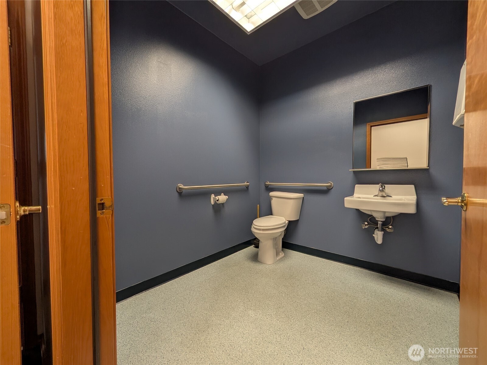 530 West Fir Street, Unit C Sequim, WA 98382 - Photo 21 of 27