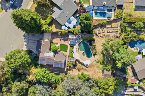 $879,900 | 121 Prospector Court, Folsom, CA 95630
