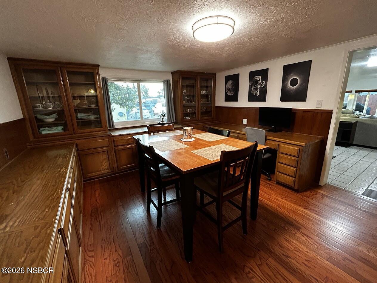 217 North M Street Lompoc, CA 93436 - Photo 12 of 23 35