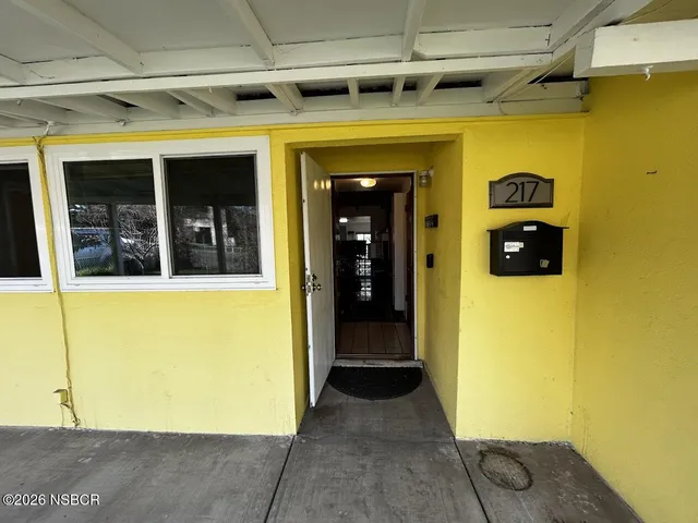 $609,000 | 217 North M Street, Lompoc, CA 93436