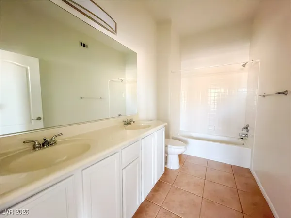 $1,500 | 2305 West Horizon Ridge Parkway, Unit 4013, Henderson, NV 89052