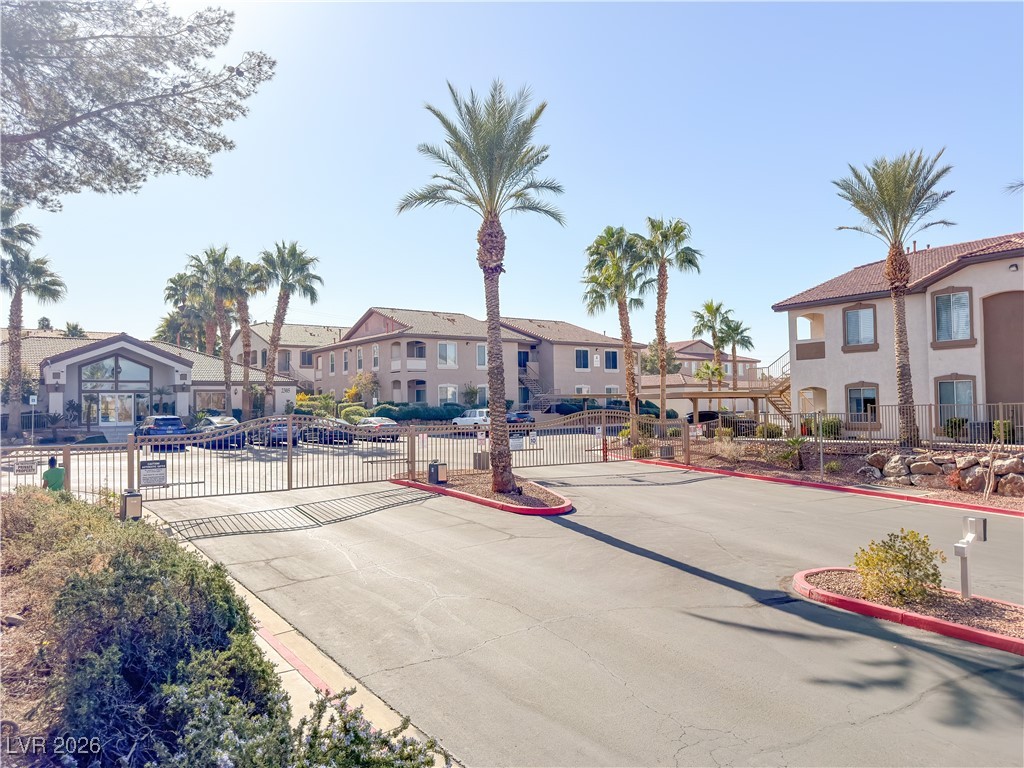 2305 West Horizon Ridge Parkway, Unit 4013 Henderson, NV 89052 - Photo 23 of 29