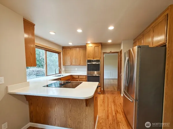 $5,460 | 6725 126th Avenue Northeast, Kirkland, WA 98033