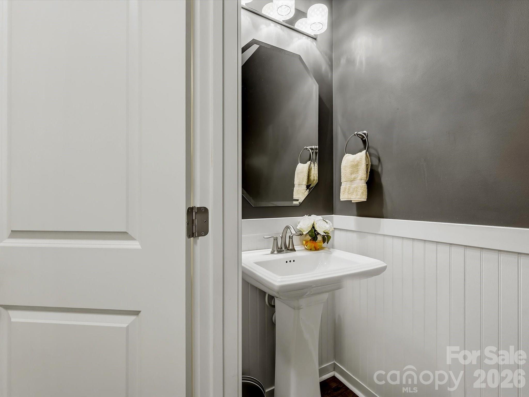 7042 Morganford Road Charlotte, NC 28211 - Photo 19 of 35 Gallery Image 19