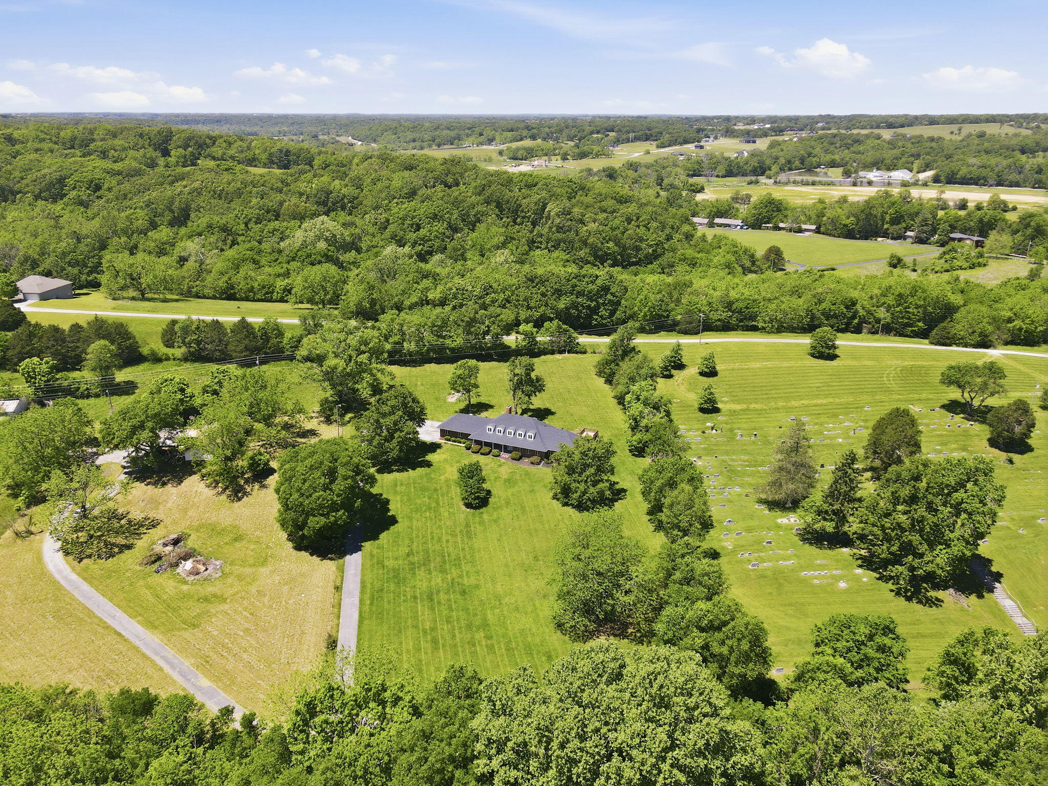 385 Jones Road Ozark, MO 65721 - Photo 41 of 43 41-web-or-mls-dji_fly_20260512_123532_18