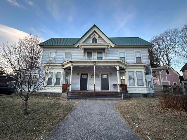 $2,100 | 23 Pleasant Street, Unit B, Hillsborough, NH 03244